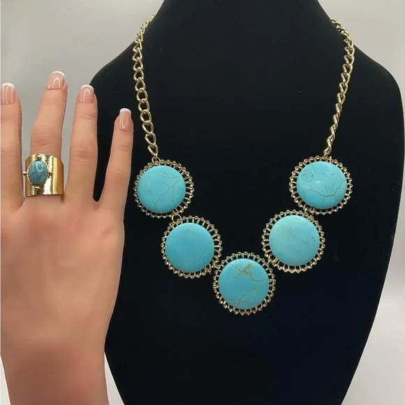 Gold and Turquoise Necklace and Ring Set - Picture 3 of 9